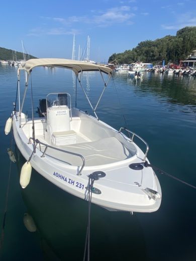 Rent Assos Marine 480 Boat without license (2005) in Syvota - Click&Boat