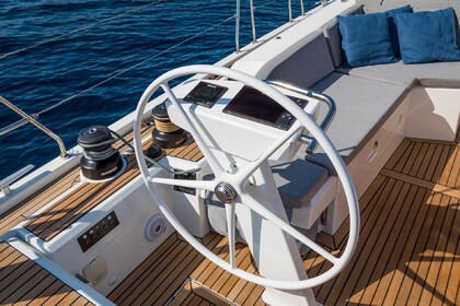 Hire Beneteau Oceanis 46.1