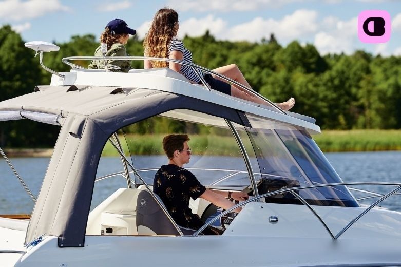 Bateau sans permis pegazus eskapade 600 Sopfia 30cv 3