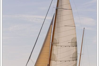 Location Voilier Alcor Yacht Classique La Rochelle