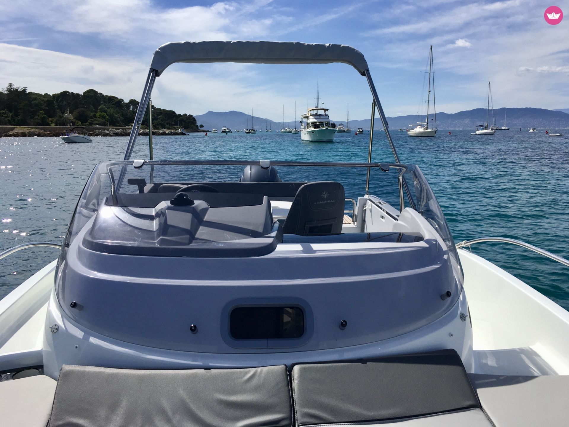 Jeanneau Cap Camarat 6.5 Wa Série 3 De 2019 à Antibes de particuliers et professionnels