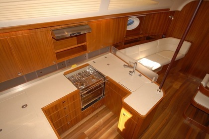 Genießen, lachen, segeln auf einer 16m Segelyacht