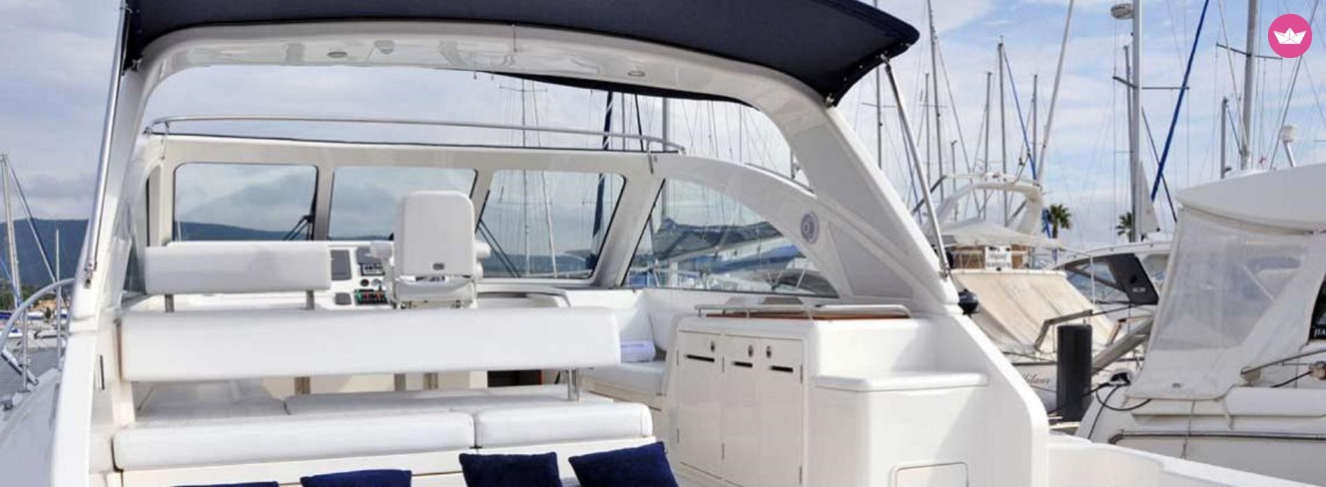 Motorboat Riviera 48 Express  