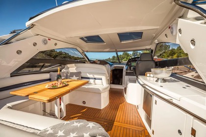 Hyra båt Motorbåt Sunseeker Portofino 53 Capri