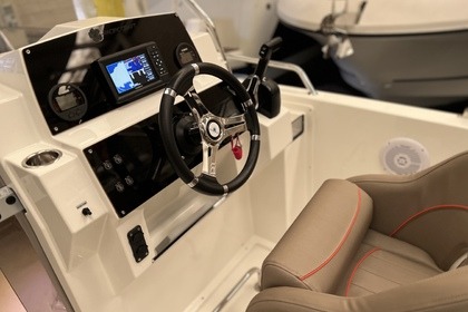 Pacific Craft 630 Sun Cruiser