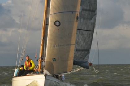 Hire Sailboat Classic Wooden Cruiser/Racer 75m2 Medemblik