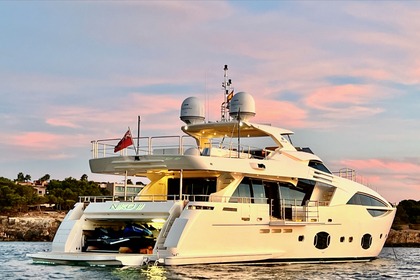Location Yacht à moteur Ferretti Custom Line 100 Ibiza