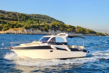 Rental Motorboat Reful 30 Ellegance Split