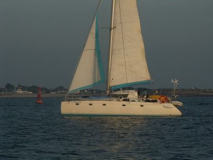 Location Catamaran Fountaine Pajot Venezia 42 Lorient