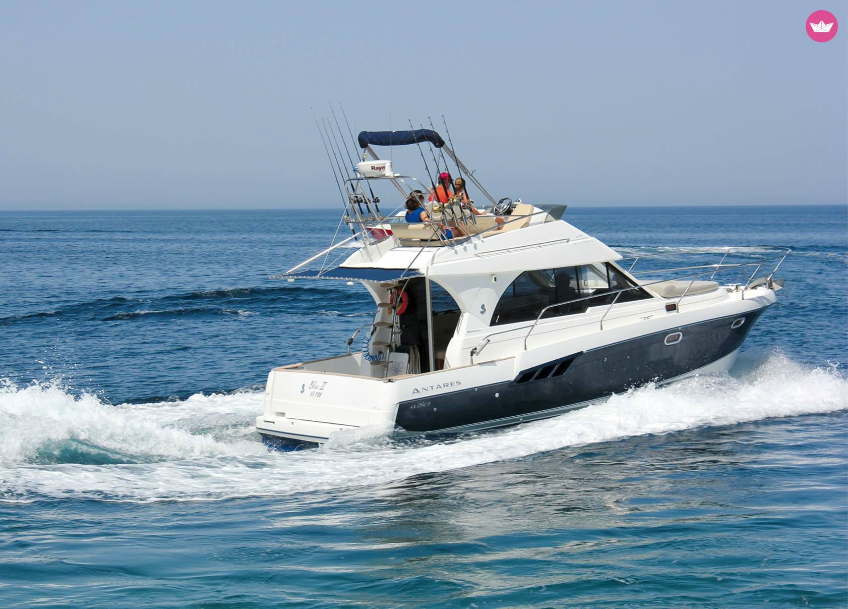 Bateau à moteur BENETEAU