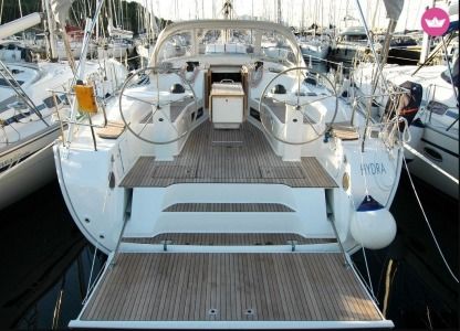 Charter Sailboat Bavaria 45 Cruiser Portisco