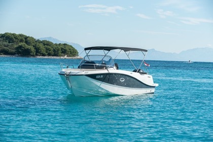 Rental Motorboat QUICKSILVER Activ 755 SD Trogir