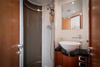 SUNSEEEKER PREDATOR 52