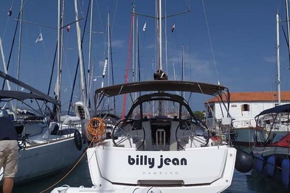 Miete Segelboot Jeanneau Sun Odyssey 389 Trogir