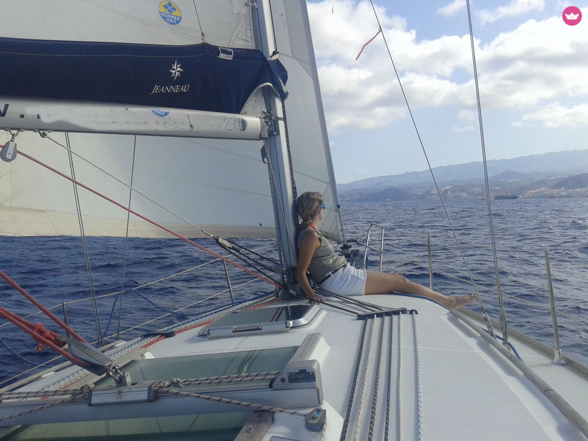 Hire Jeanneau Sun Odyssey 37