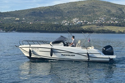 Charter Motorboat Quicksilver 705 Open Trogir