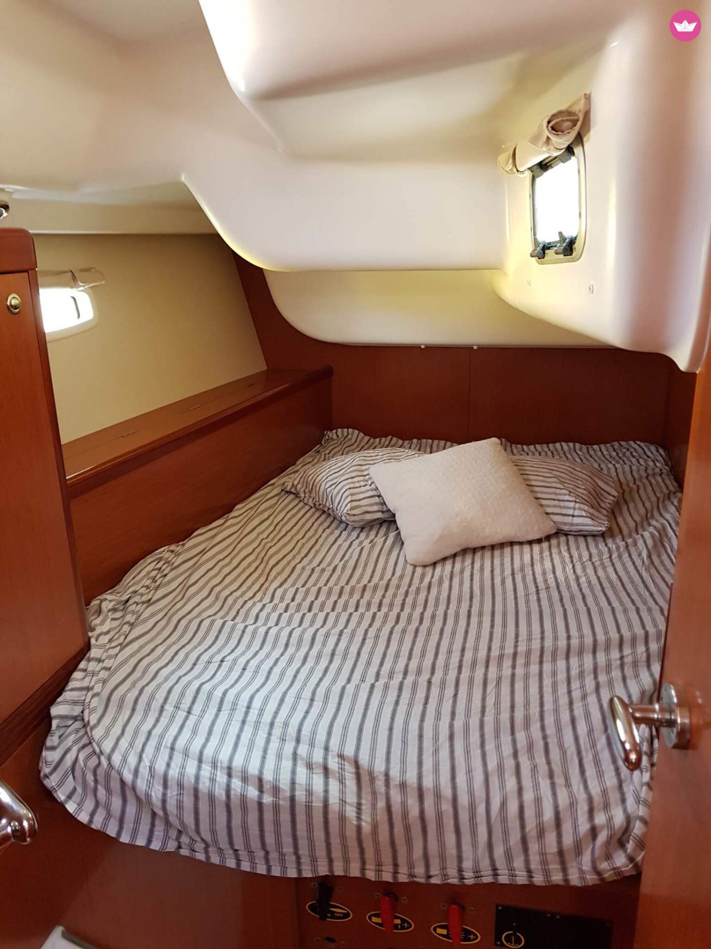 Mieten Beneteau Oceanis 40