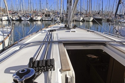 Oceanis 38.1 "TRICICLE"