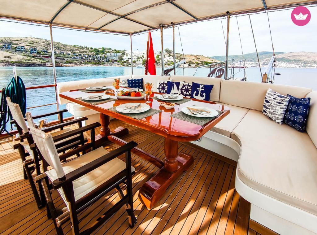 Goélette Custom built gulet with a capacity of 7 Ketch 18m 7