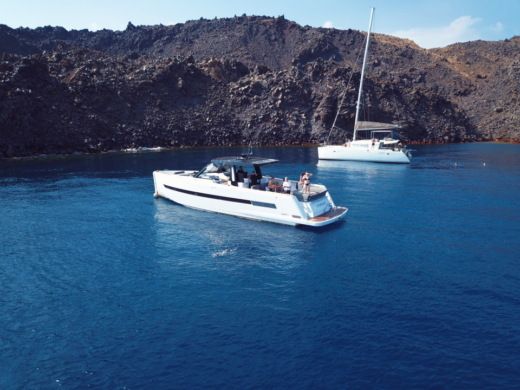Santorini Motorboat FJORD 52 OPEN alt tag text