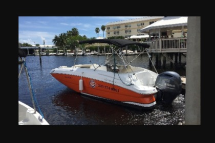 Rental Motorboat Hurricane SS2200 Naples
