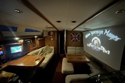 *****MyShimmy - Small Luxury Yachting Experience*****