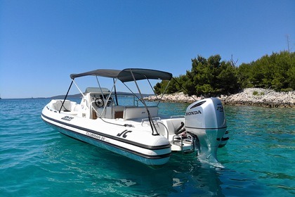 Alquiler Neumática Joker Boat Clubman 26 Trogir