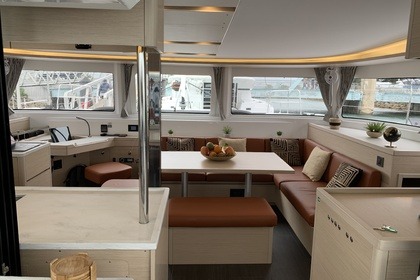 Lagoon 46 in very good condition in Raiatea