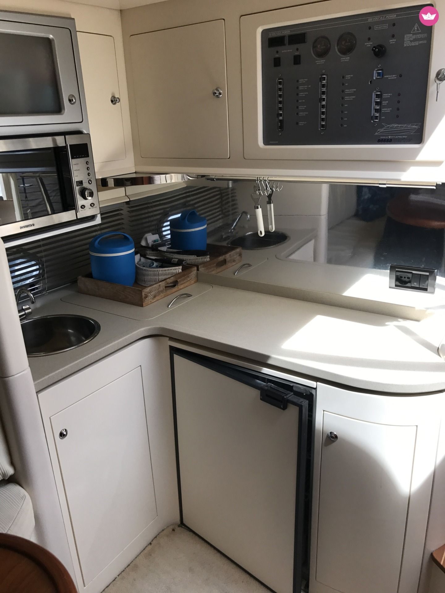 Location Bateau à moteur Sessa Marine Sessa C35  460 Cv Golfe Juan