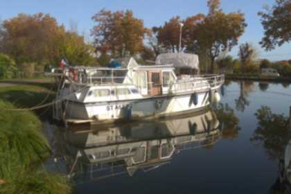 Rental Motorboat jatchbrouw Hollandia 1000 Agde