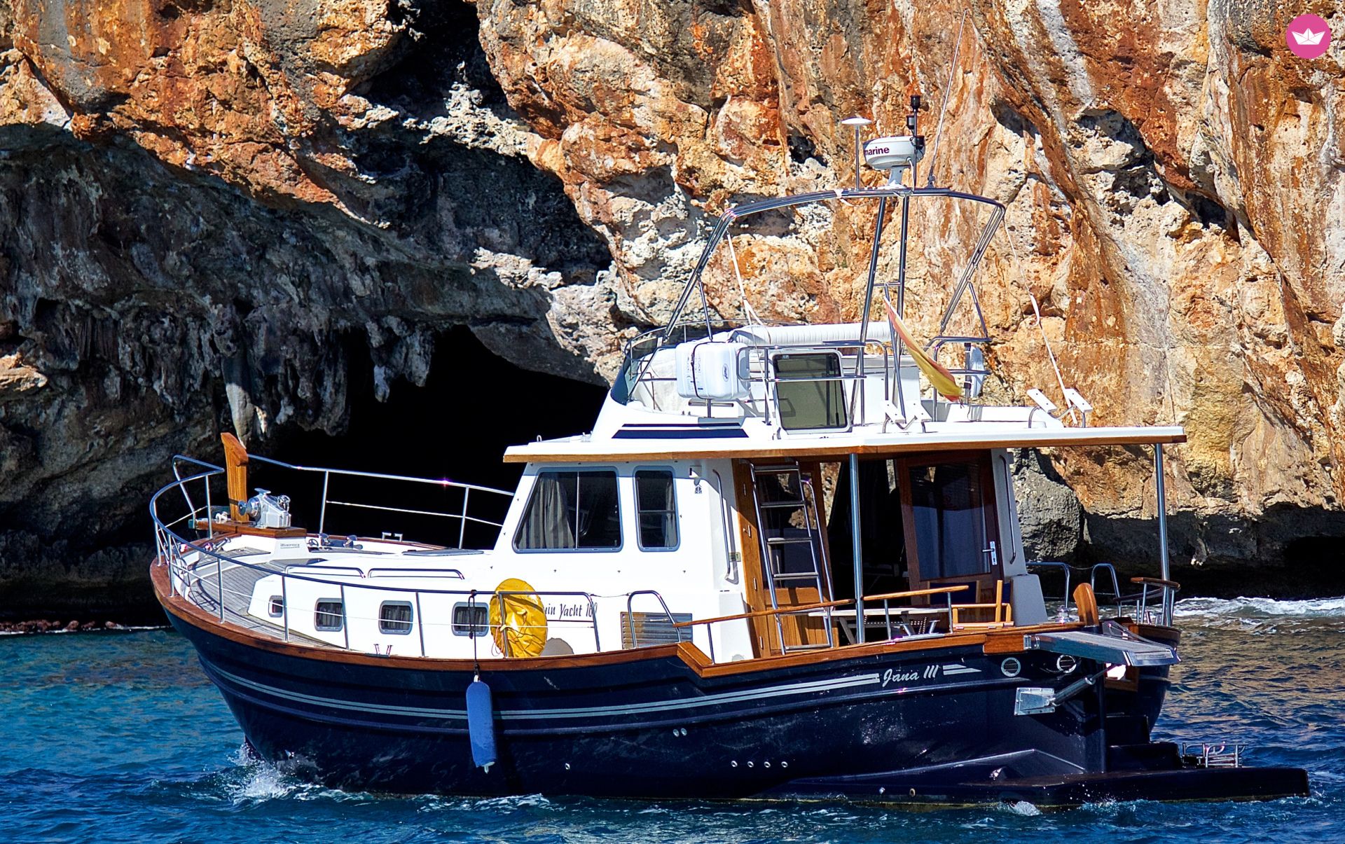 Bateau à moteur MENORQUIN 16 mts. 740cv 5