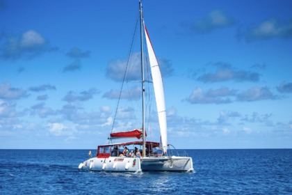 Charter Catamaran Ocean Voyager Maxicat 53 Tahiti