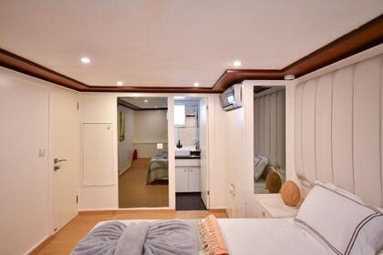 Custom Built motor boat / Trawler 2017 model