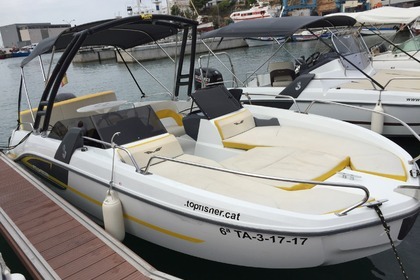 Noleggio Barca a motore BENETEAU FLYER SPORT 2017 L'Ametlla de Mar