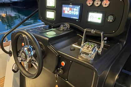 ¡Descubre la Italyure 38: Tu Experiencia de Lujo en el Mar te Espera!