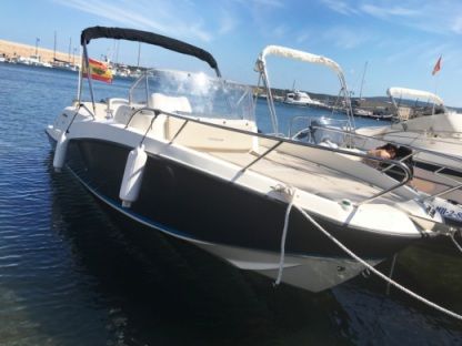 Location Bateau à moteur Quicksilver Activ 675 Sundeck Fornells