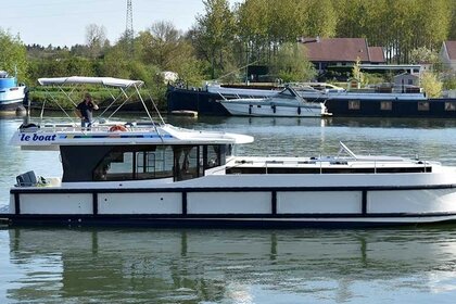 Charter Houseboat Premier Horizon 5 Leitrim