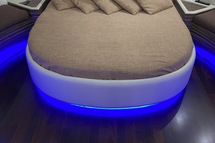 Charter Motor yacht Overmarine Mangusta 65 Positano