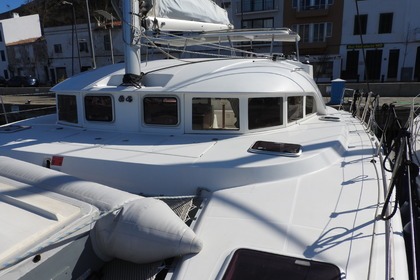 Charter Catamaran Lagoon Lagoon 380 Mahón
