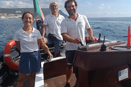 Noleggio Barca a motore Traditional Wooden Boat Classic Sesimbra
