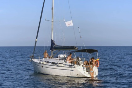 Hire Sailboat Bavaria 34 Sitges