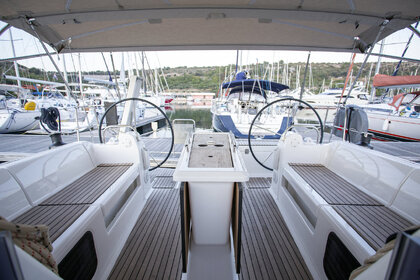 Rental Sailboat Dufour Yachts Dufour 412 GL Pula
