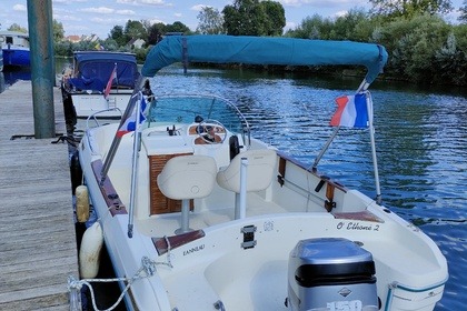Charter Motorboat Jeanneau Cap Camarat 625 open Paris