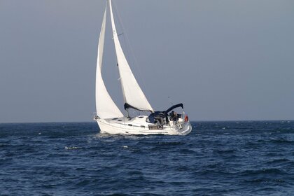 Rental Sailboat Bavaria Cruiser 37 Bermeo