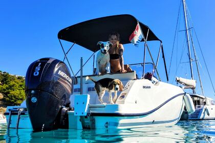 Quicksilver 605 open