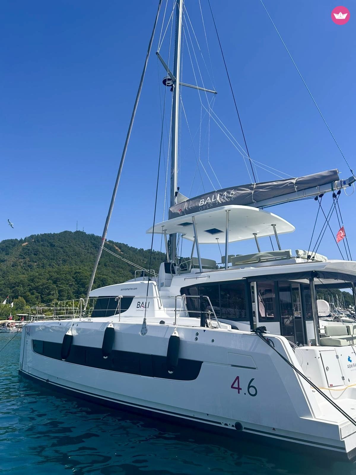 Catamaran Catana Group Bali 4.6 - 5 + 1 cab. 14m