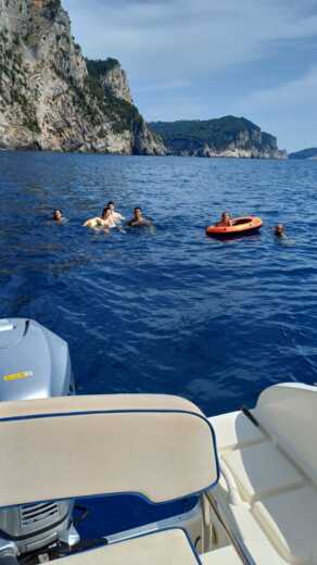 Специя Motorboat Capelli CAP 23 alt tag text