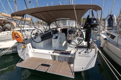 Location Voilier Jeanneau Sun Odyssey 410 - 3 cab. Saint-Mandrier-sur-Mer