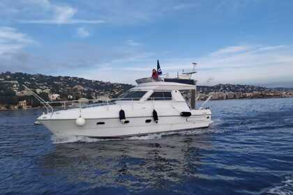 Location Bateau à moteur COMAR Clanship 34 fly Cannes