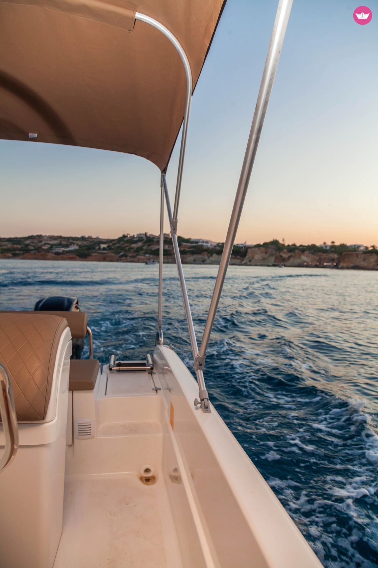 Bateau sans permis KAREL 4.80 KAREL 4.80 30cv 4
